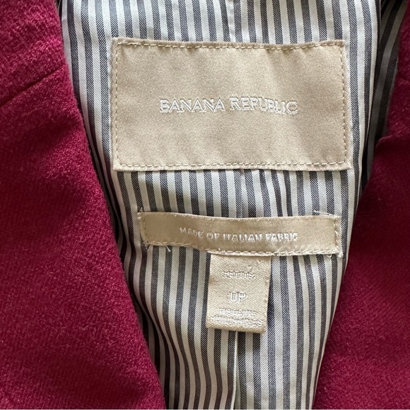 Banana Republic Pink Blazer - Size 0P - Picture 3 of 10